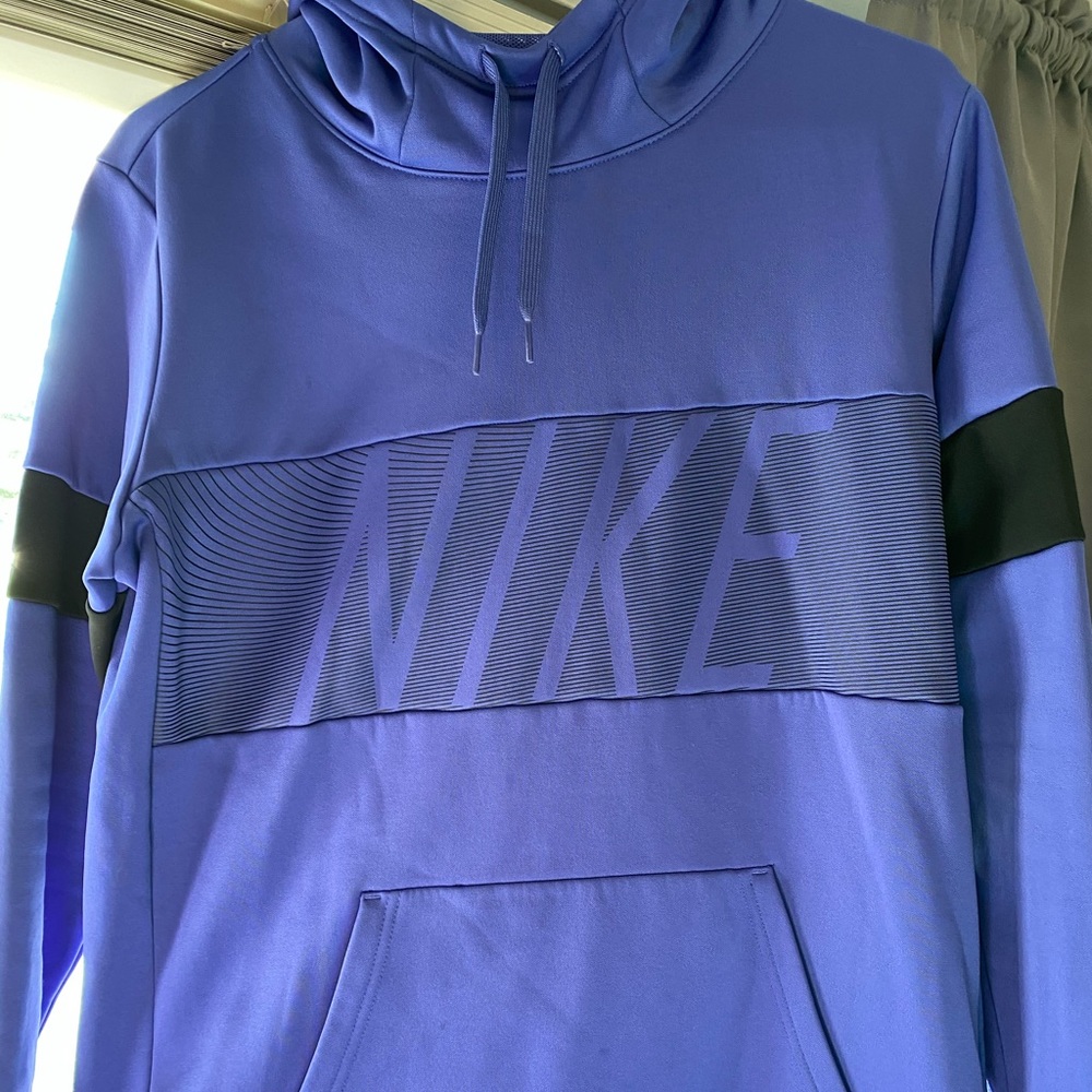 Nike Hoodies!!!!!!!